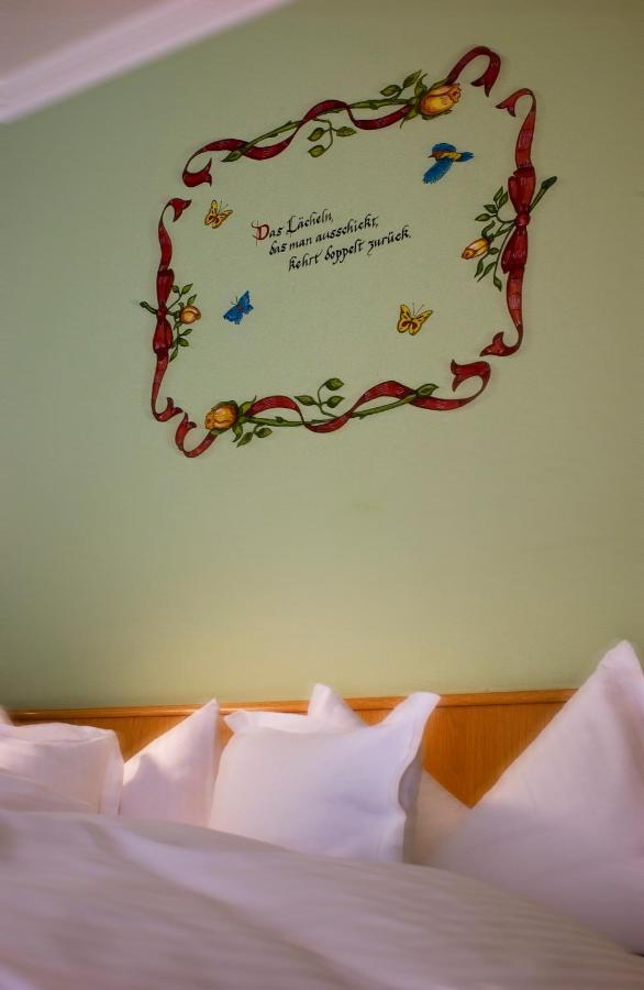 Schwabthal Gasthof - Hotel Zum Loewen מראה חיצוני תמונה