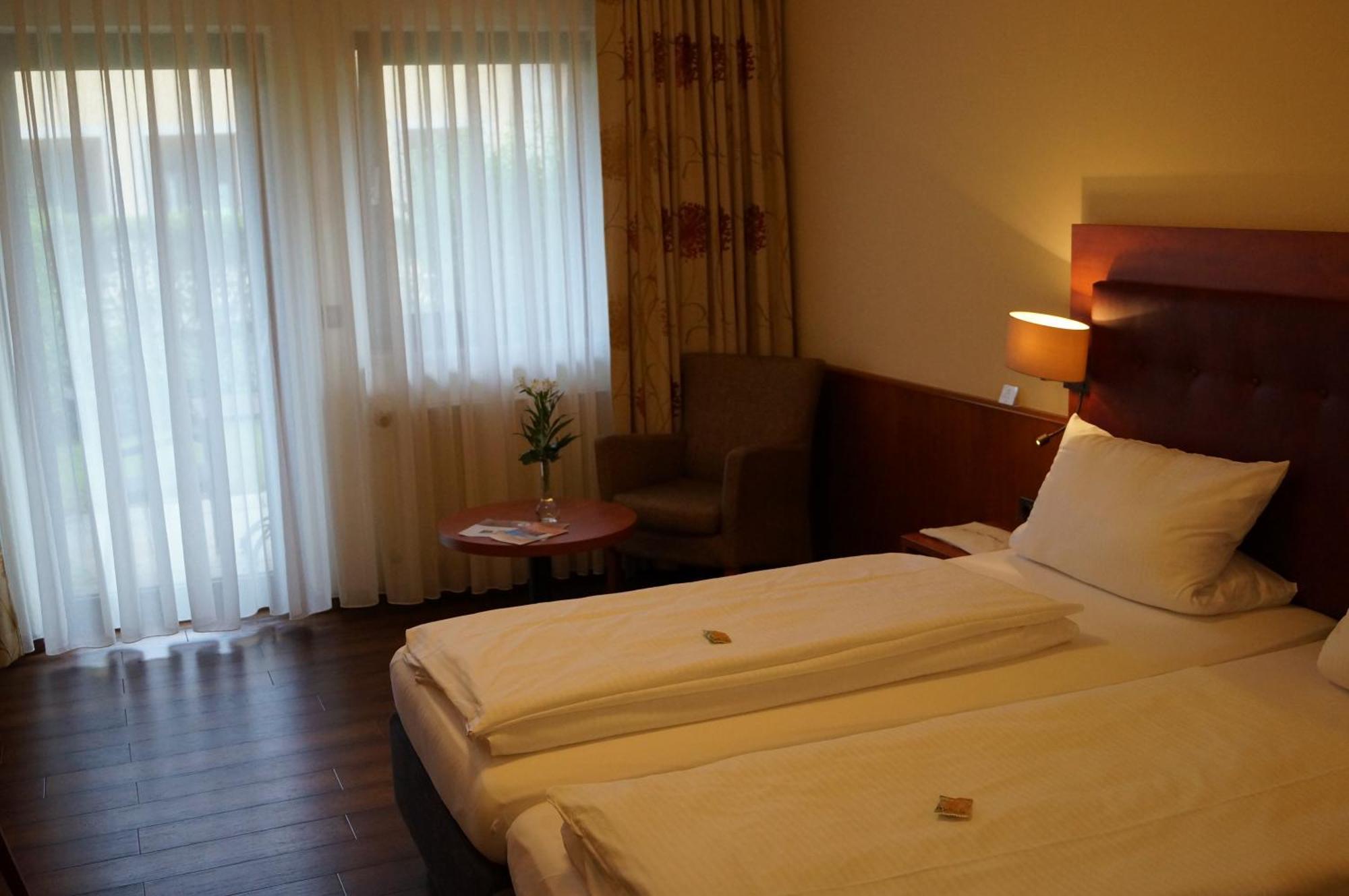 Schwabthal Gasthof - Hotel Zum Loewen מראה חיצוני תמונה